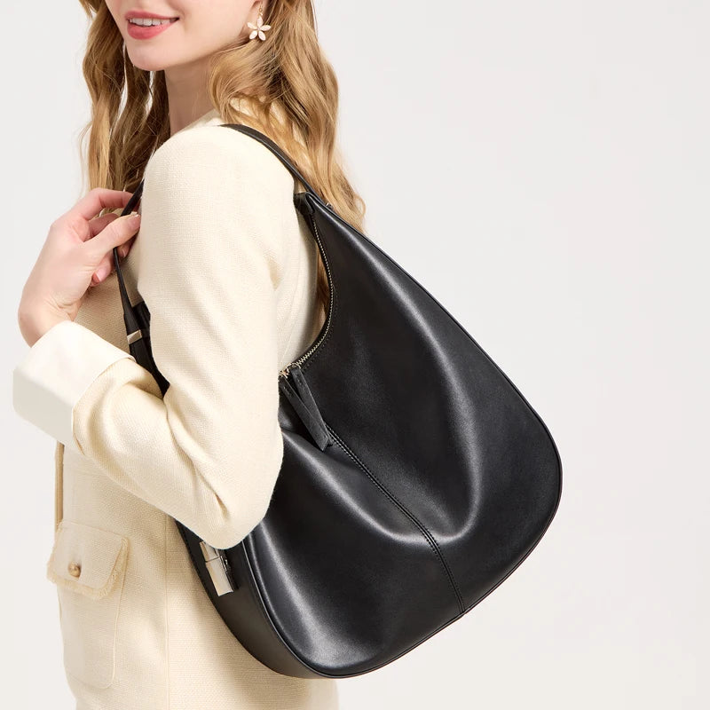Luna Aria Leather Crescent Bag
