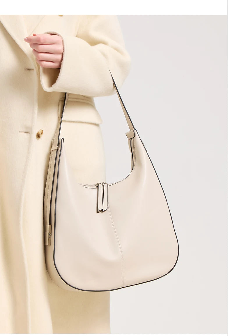 Luna Aria Leather Crescent Bag