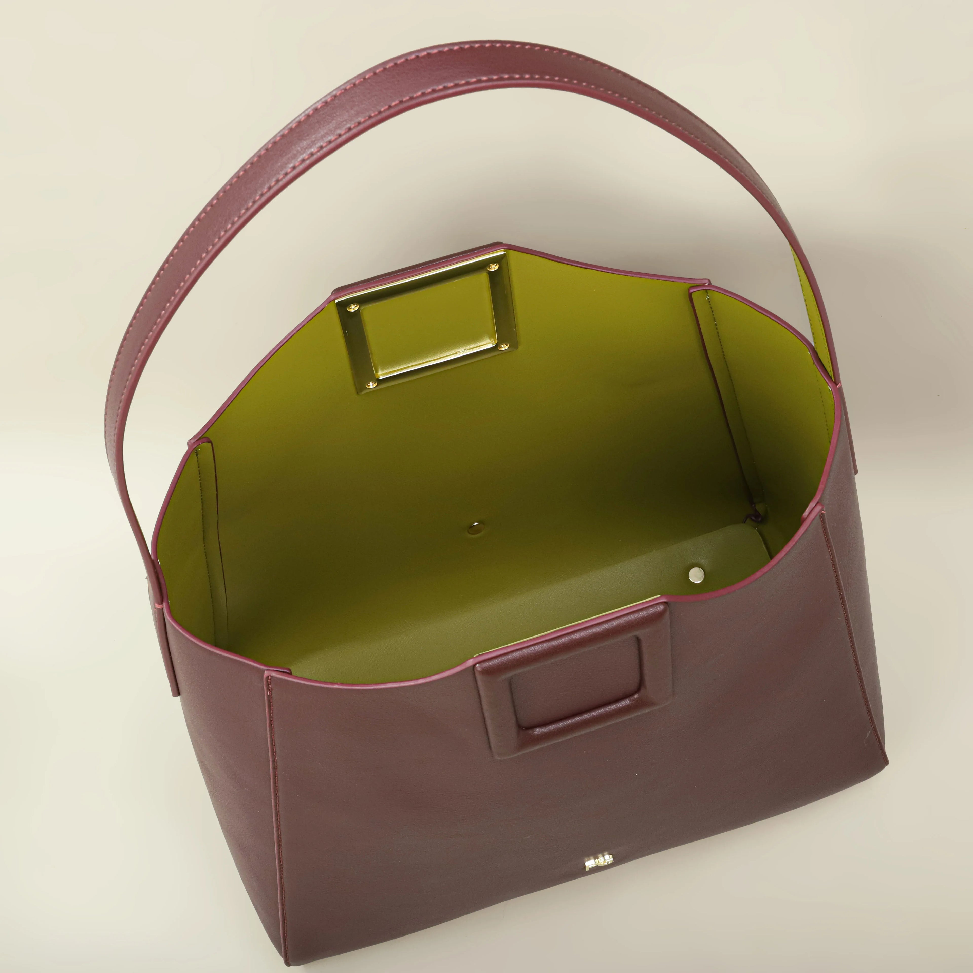 Milano Aria Wing Hand Bag