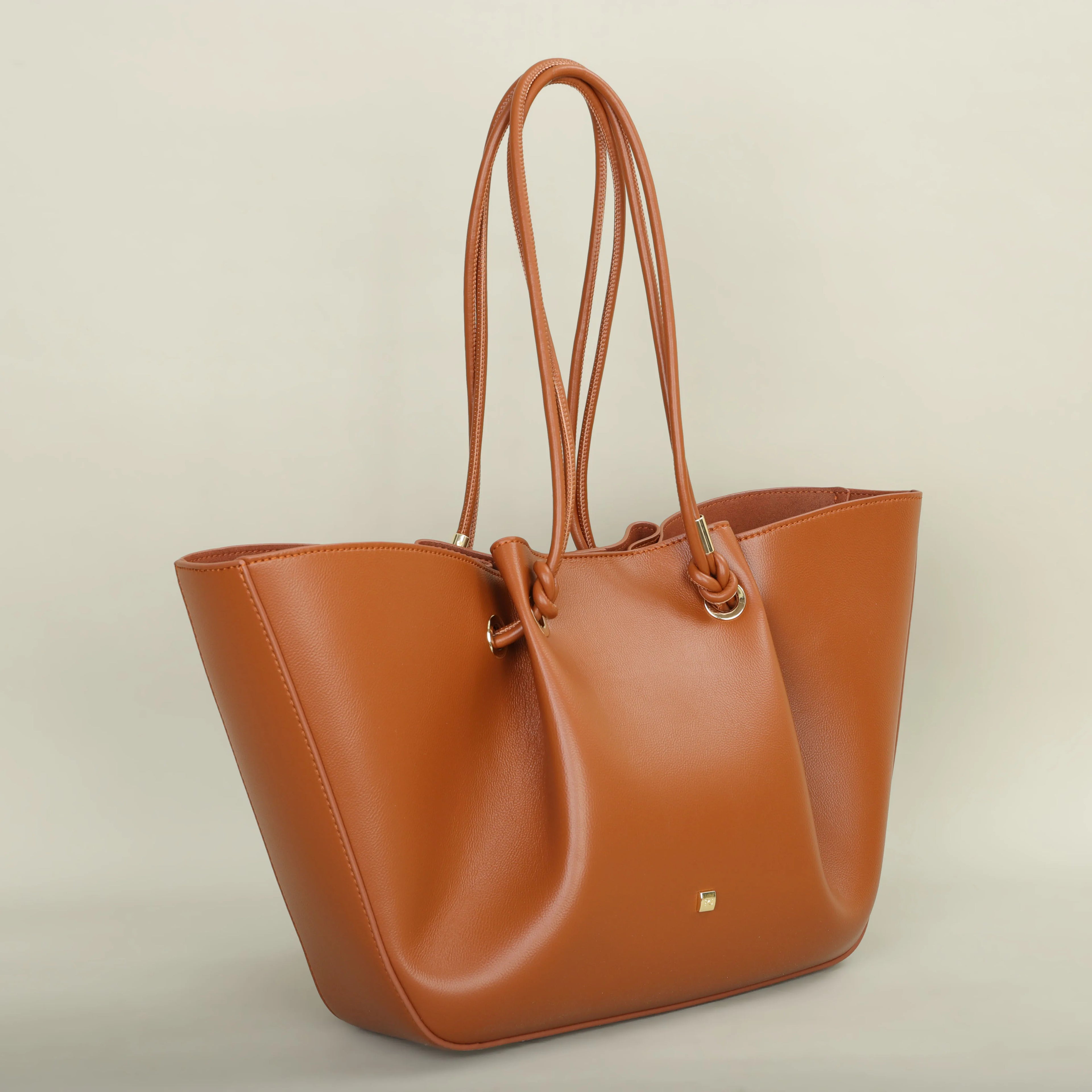 Milano Noble Shoulder Bag