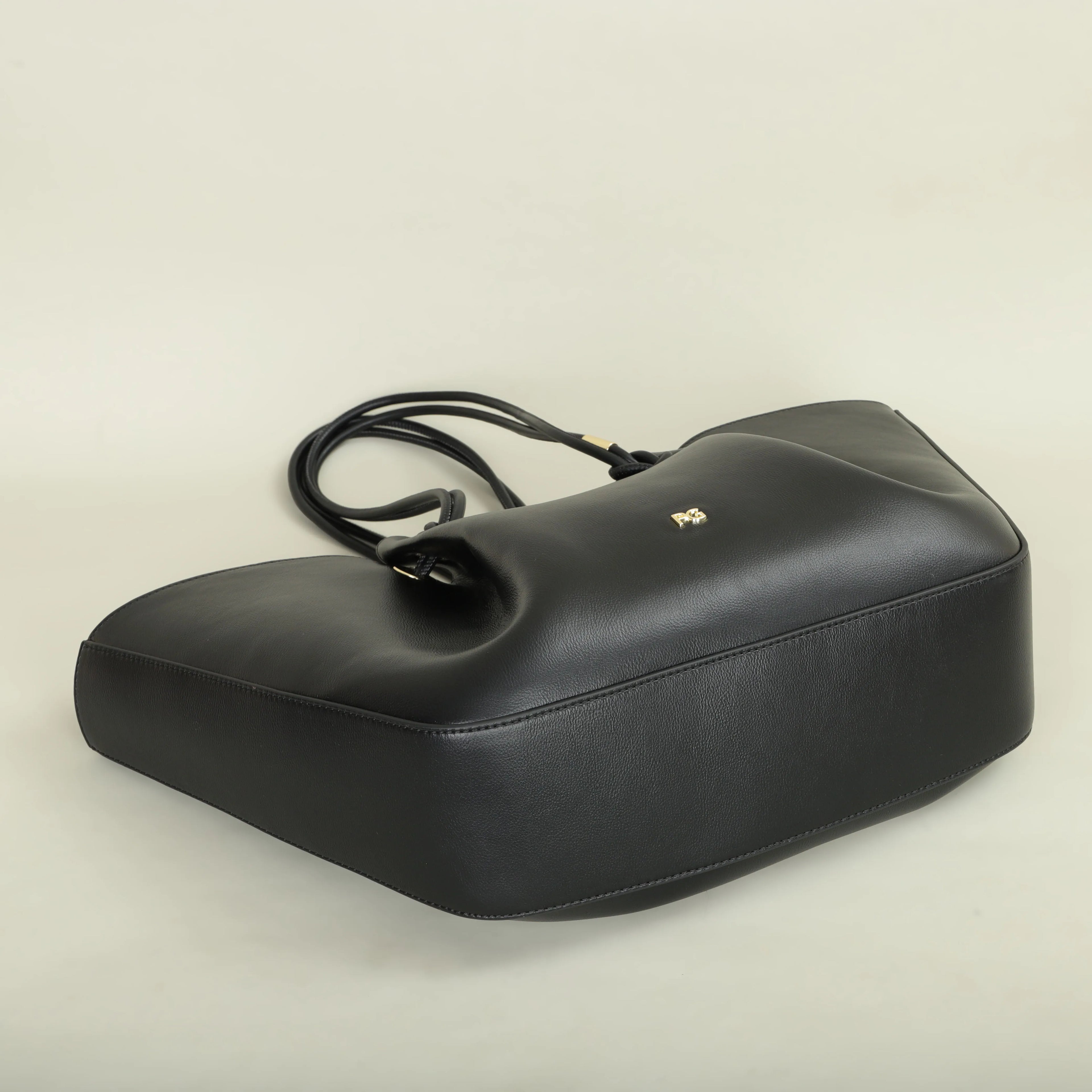 Milano Noble Shoulder Bag